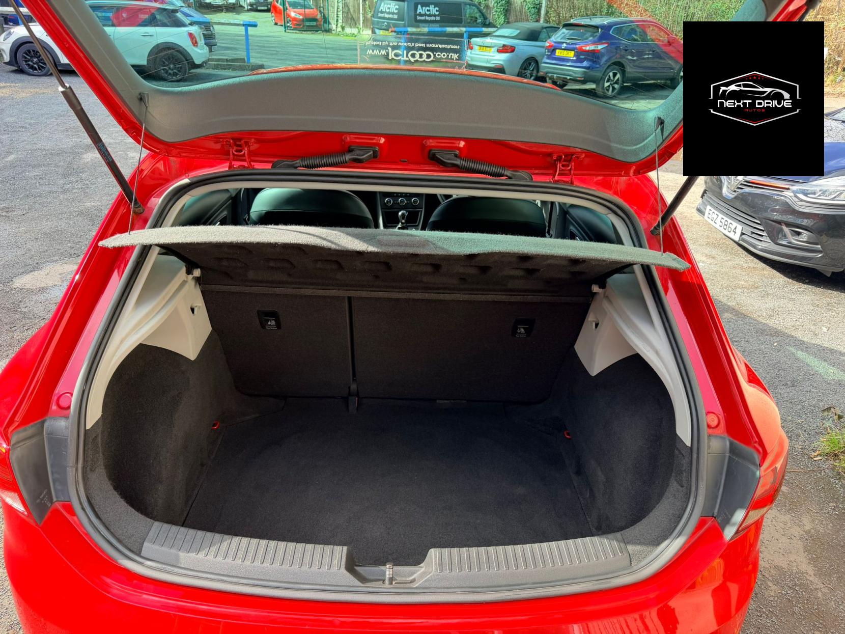 SEAT Leon 2.0 TDI CR FR Hatchback 5dr Diesel Manual Euro 5 (s/s) (184 ps)