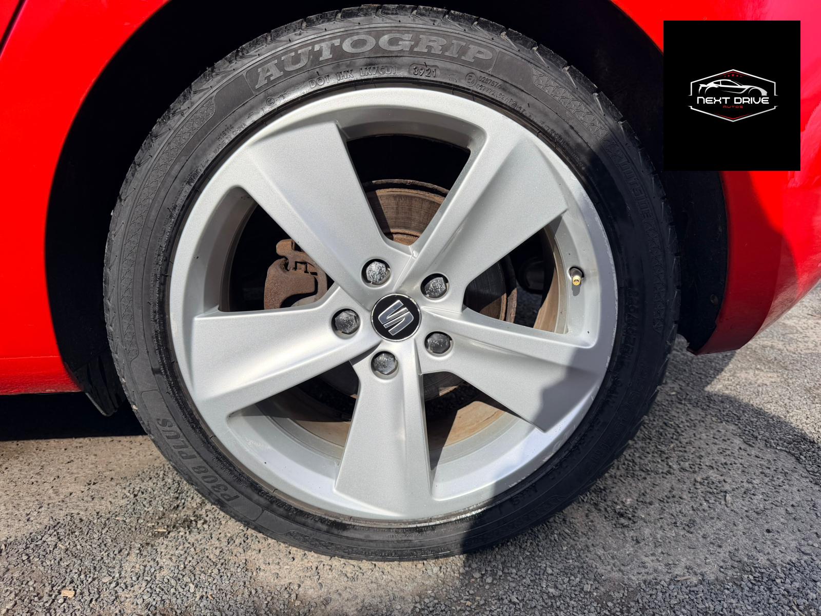 SEAT Leon 2.0 TDI CR FR Hatchback 5dr Diesel Manual Euro 5 (s/s) (184 ps)