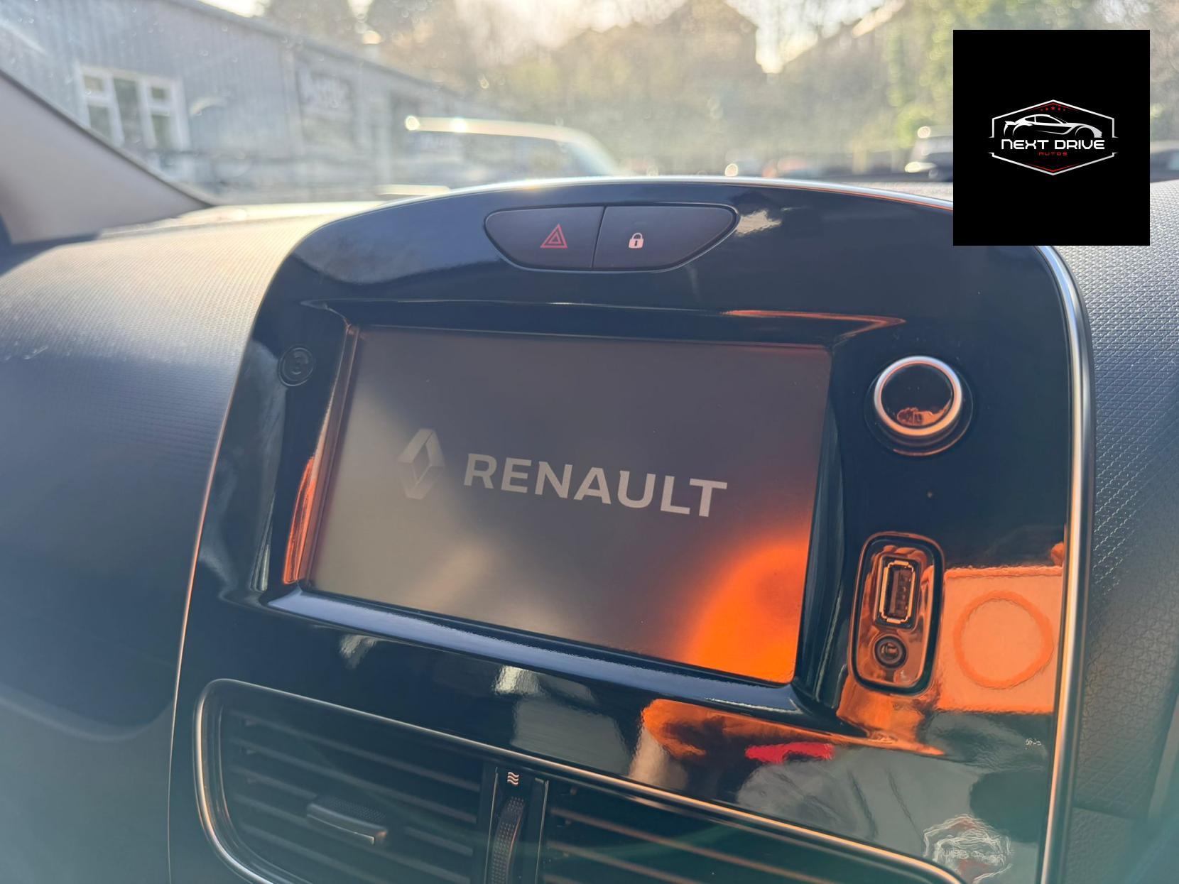 Renault Clio 0.9 TCe Dynamique S Nav Hatchback 5dr Petrol Manual Euro 6 (s/s) (90 ps)