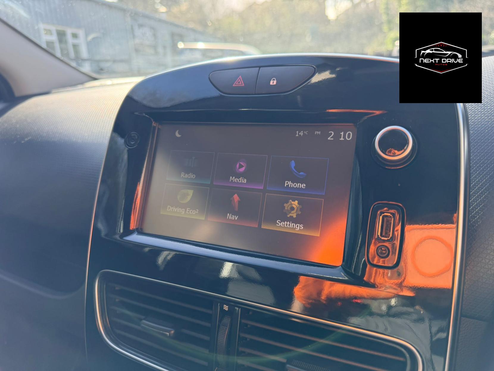 Renault Clio 0.9 TCe Dynamique S Nav Hatchback 5dr Petrol Manual Euro 6 (s/s) (90 ps)