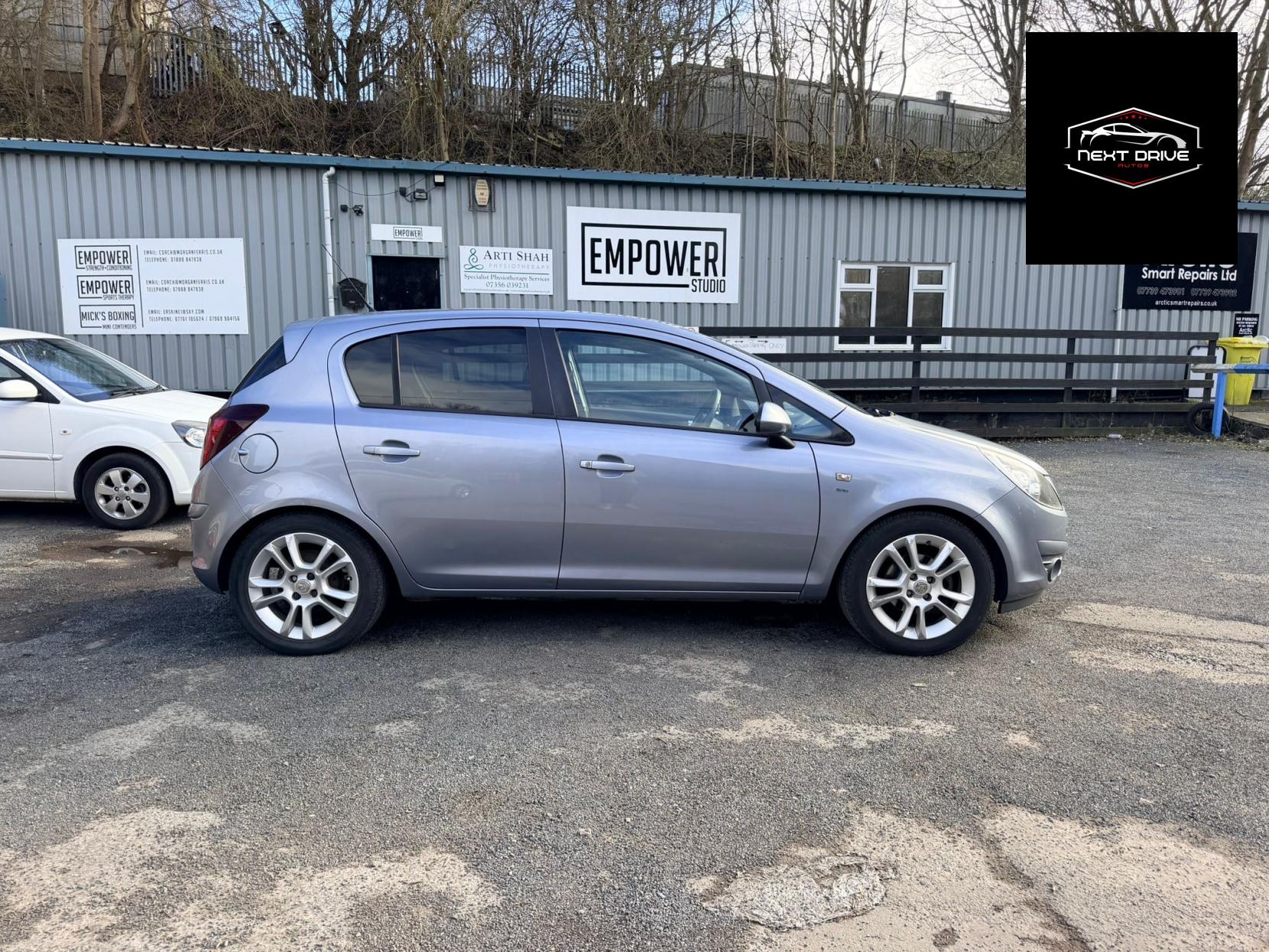 Vauxhall Corsa 1.2i 16v SXi Hatchback 5dr Petrol Manual (124 g/km, 84 bhp)