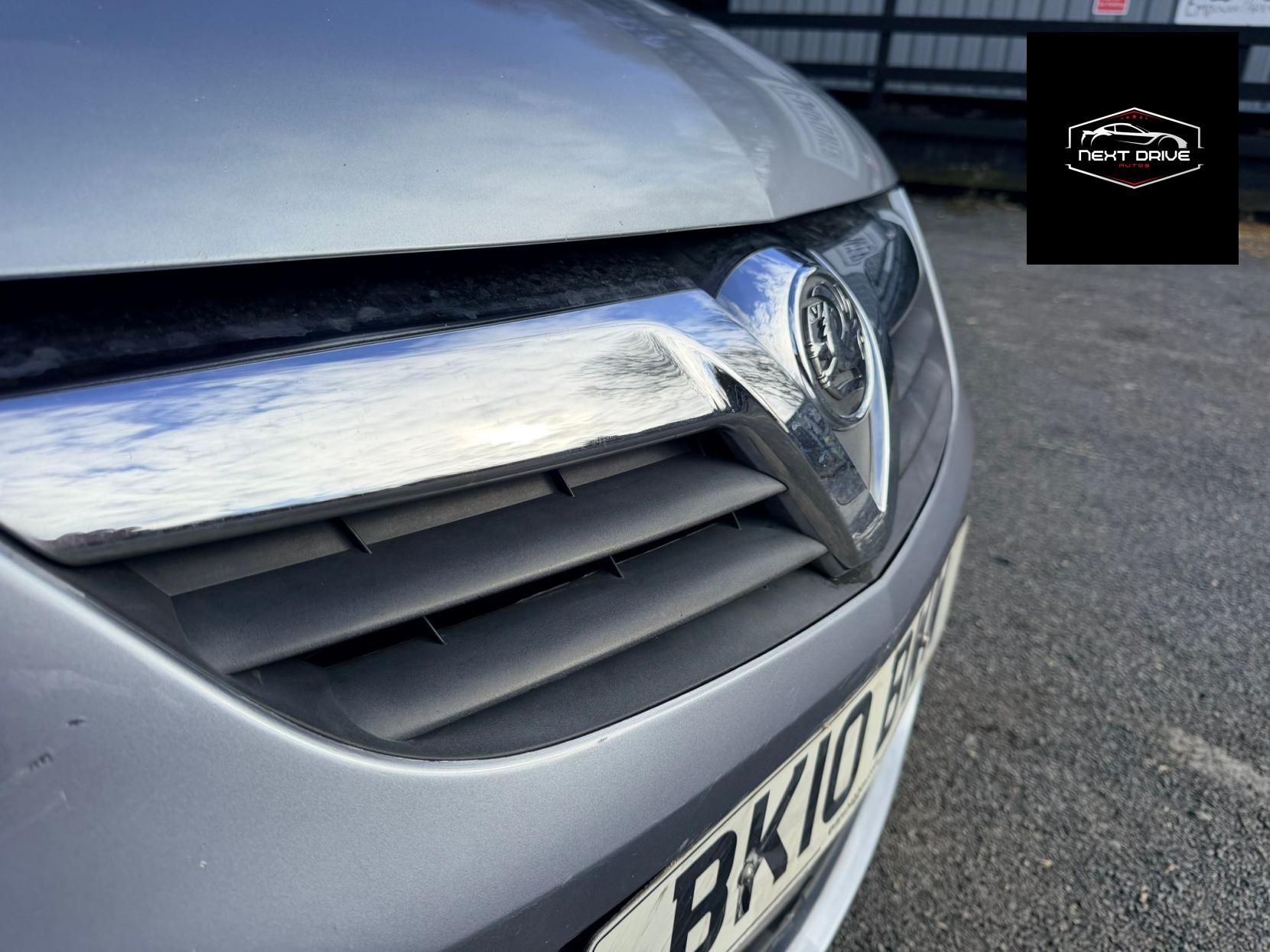 Vauxhall Corsa 1.2i 16v SXi Hatchback 5dr Petrol Manual (124 g/km, 84 bhp)