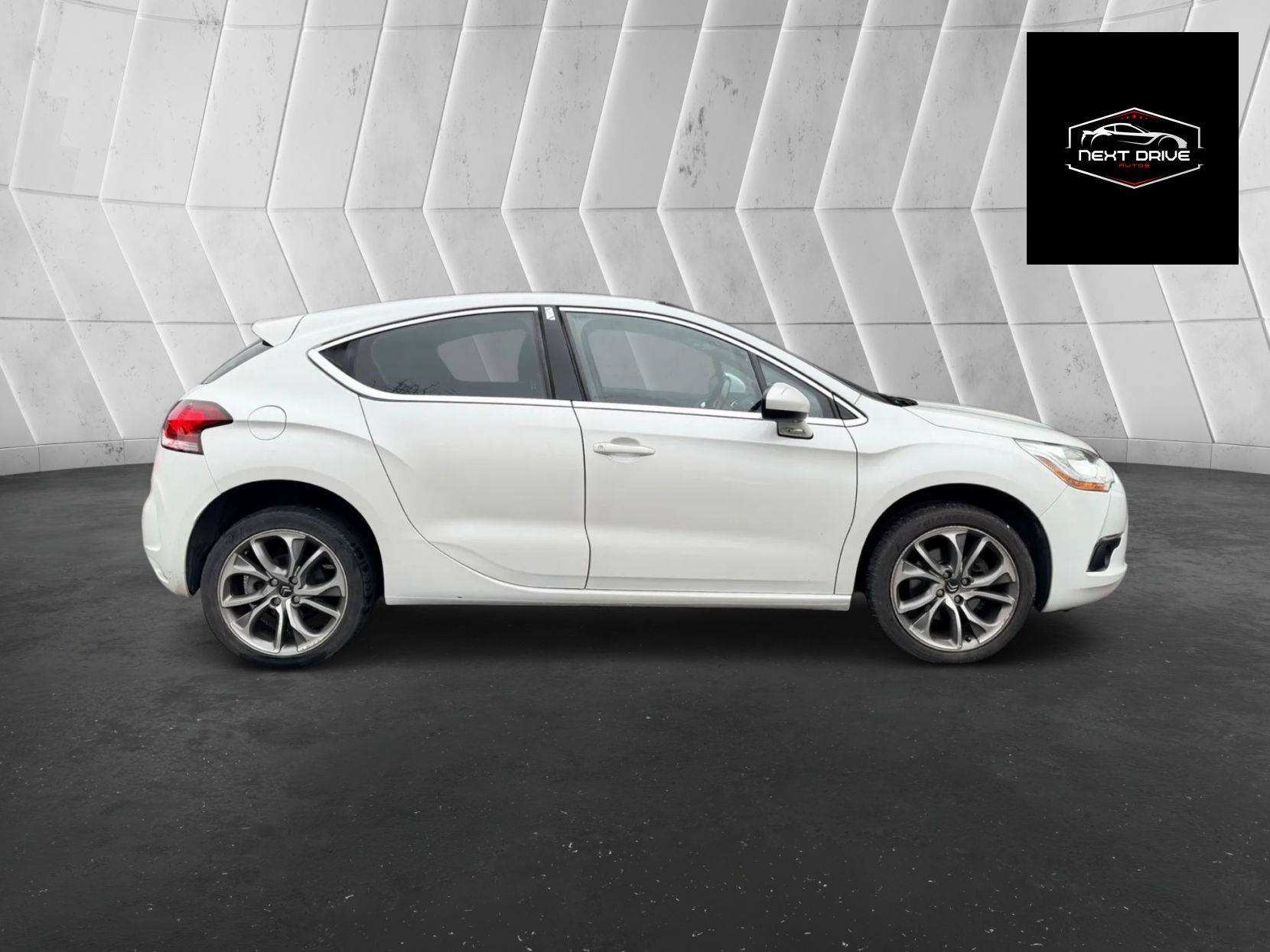 Citroen DS4 2.0 HDi DStyle Hatchback 5dr Diesel Manual Euro 5 (160 ps)