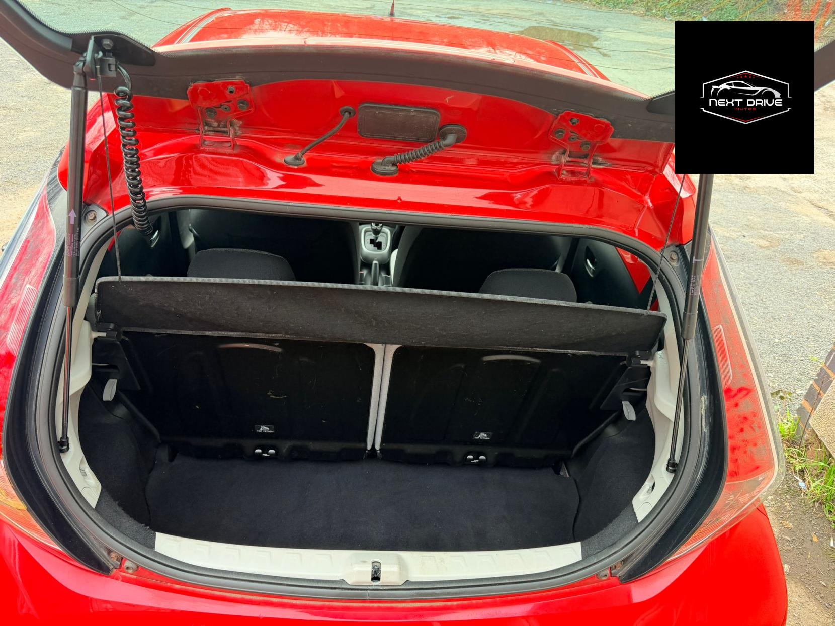 Toyota AYGO 1.0 VVT-i x-play Hatchback 5dr Petrol x-shift Euro 6 (68 ps)