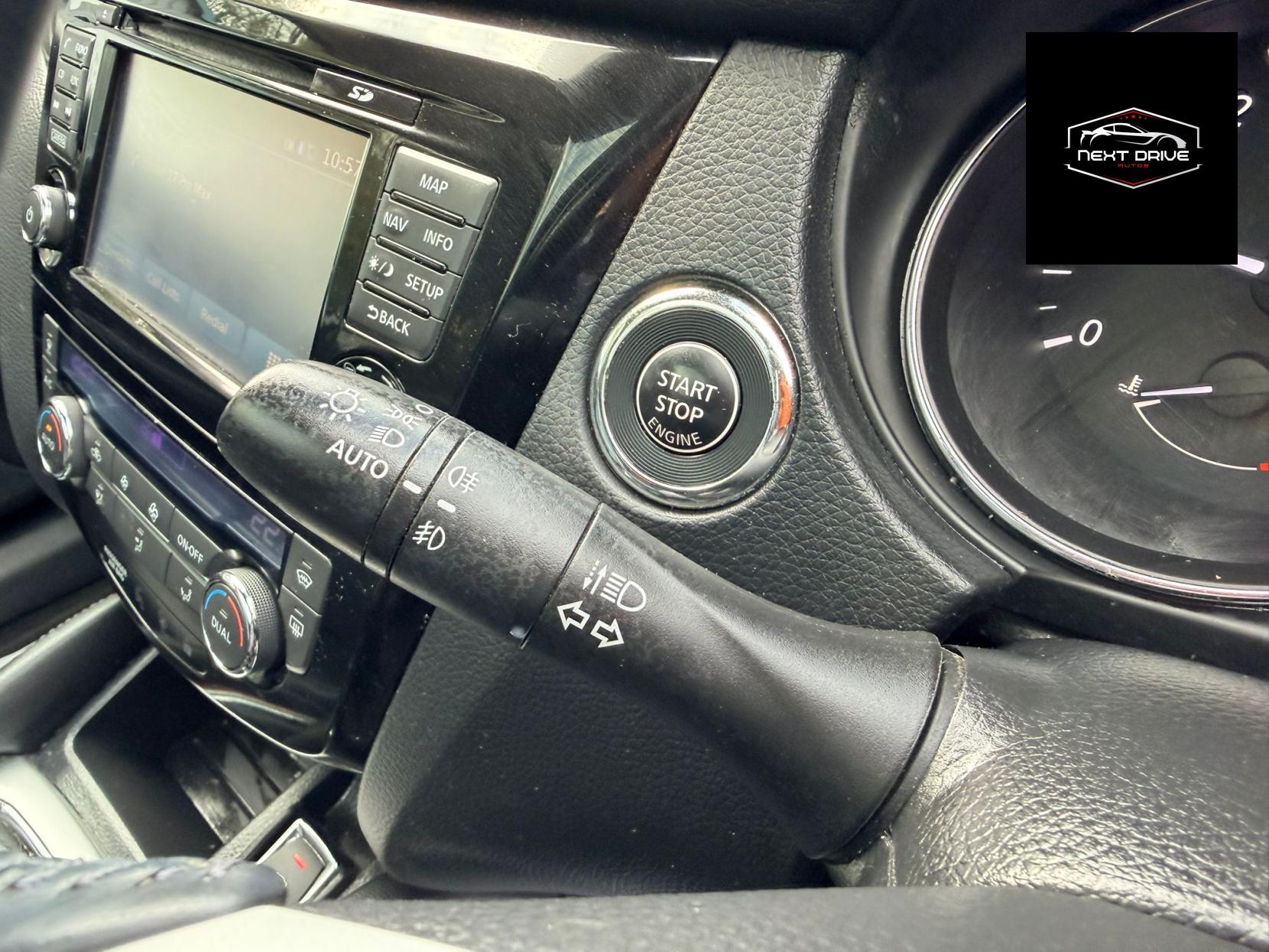 Nissan Qashqai 1.5 dCi Tekna SUV 5dr Diesel Manual 2WD Euro 5 (s/s) (110 ps)