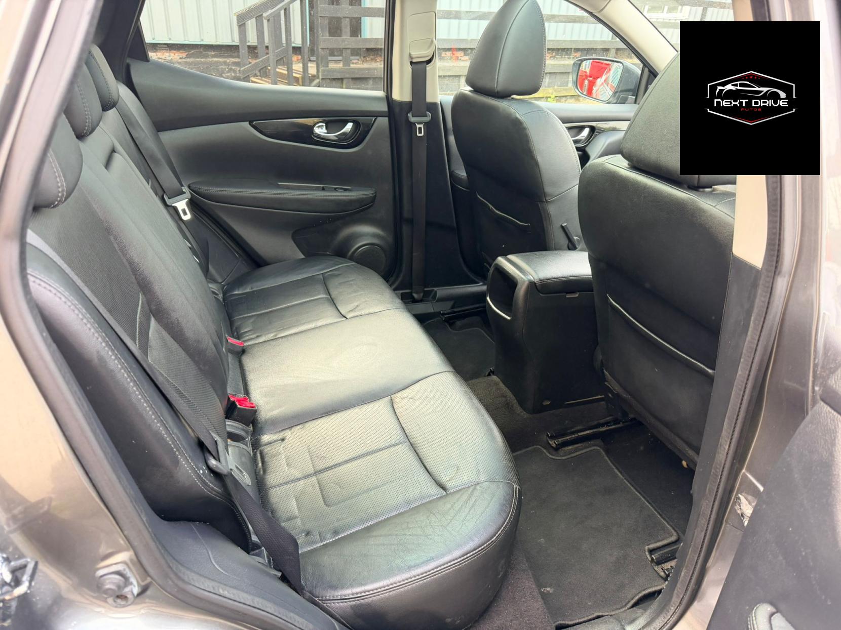 Nissan Qashqai 1.5 dCi Tekna SUV 5dr Diesel Manual 2WD Euro 5 (s/s) (110 ps)