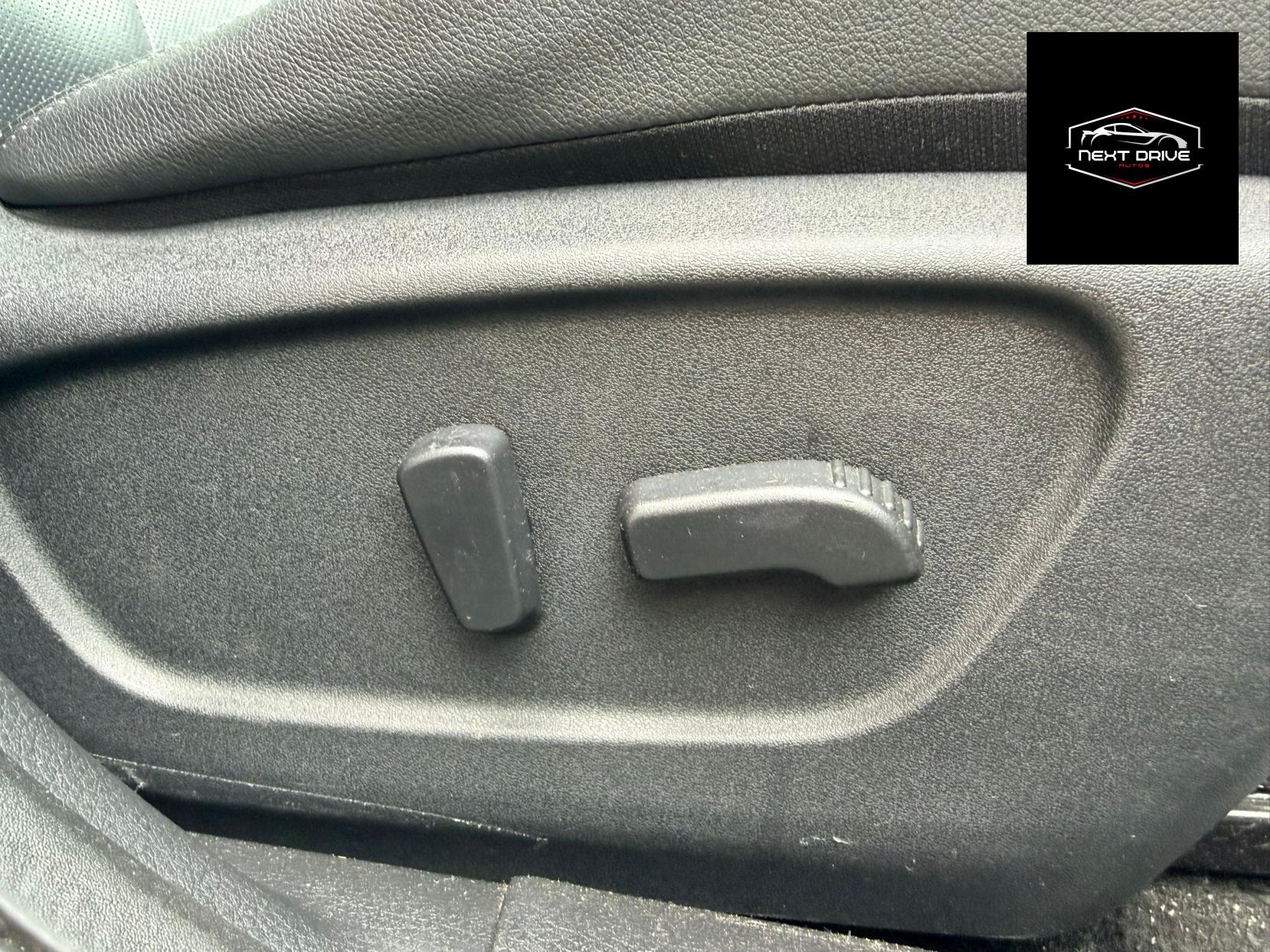 Nissan Qashqai 1.5 dCi Tekna SUV 5dr Diesel Manual 2WD Euro 5 (s/s) (110 ps)