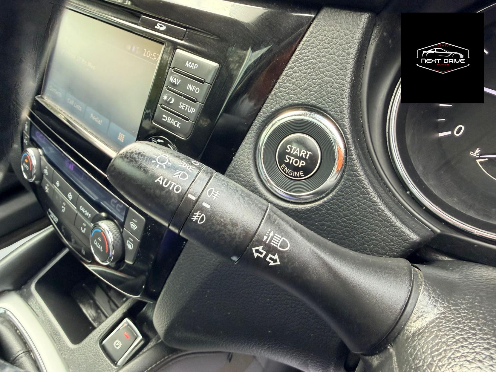 Nissan Qashqai 1.5 dCi Tekna SUV 5dr Diesel Manual 2WD Euro 5 (s/s) (110 ps)