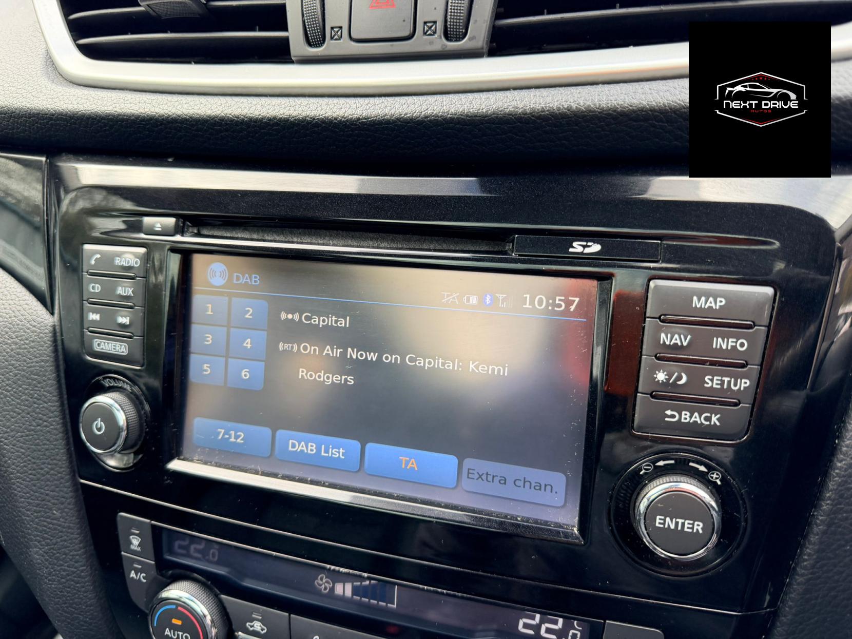 Nissan Qashqai 1.5 dCi Tekna SUV 5dr Diesel Manual 2WD Euro 5 (s/s) (110 ps)