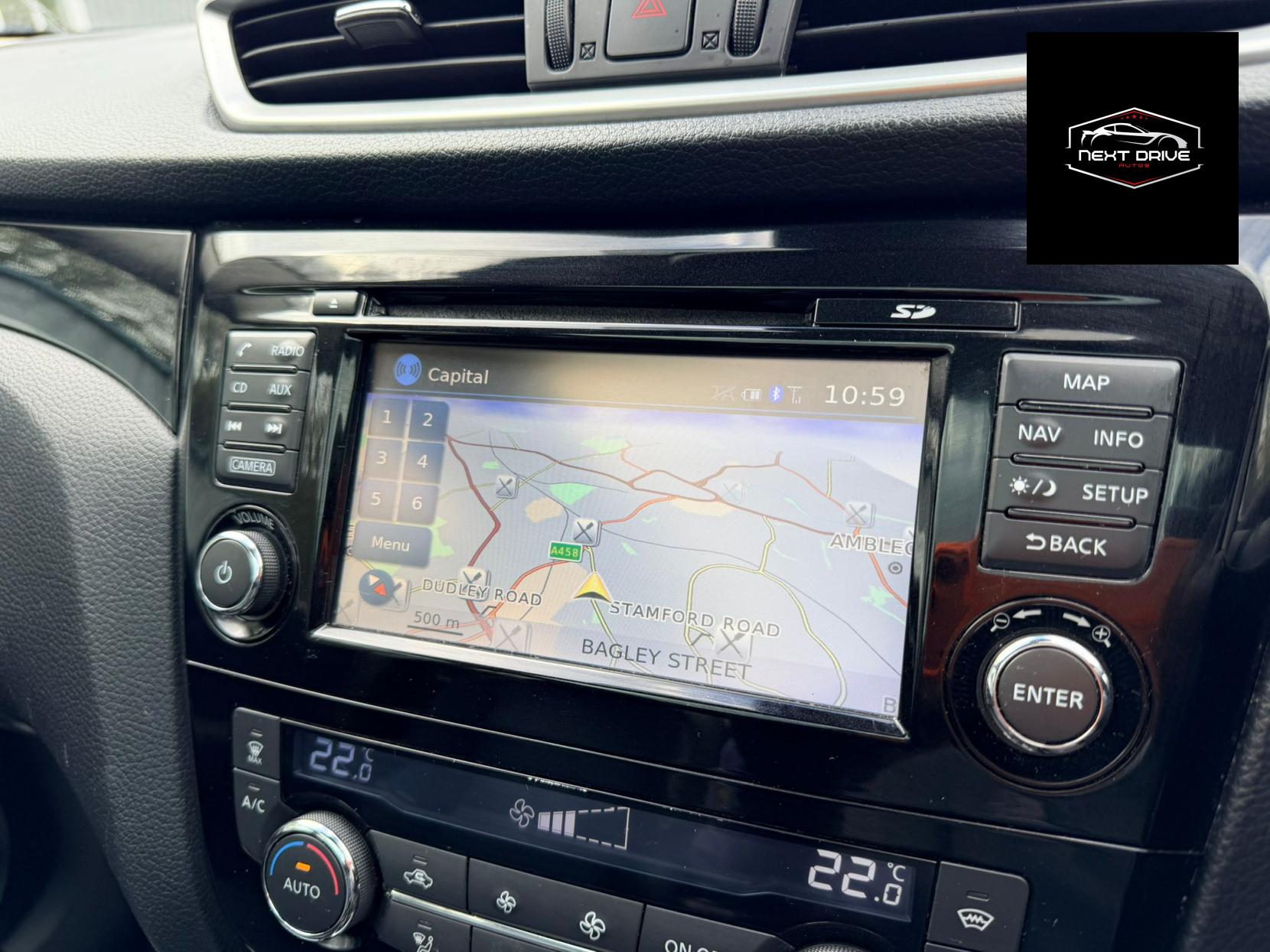 Nissan Qashqai 1.5 dCi Tekna SUV 5dr Diesel Manual 2WD Euro 5 (s/s) (110 ps)