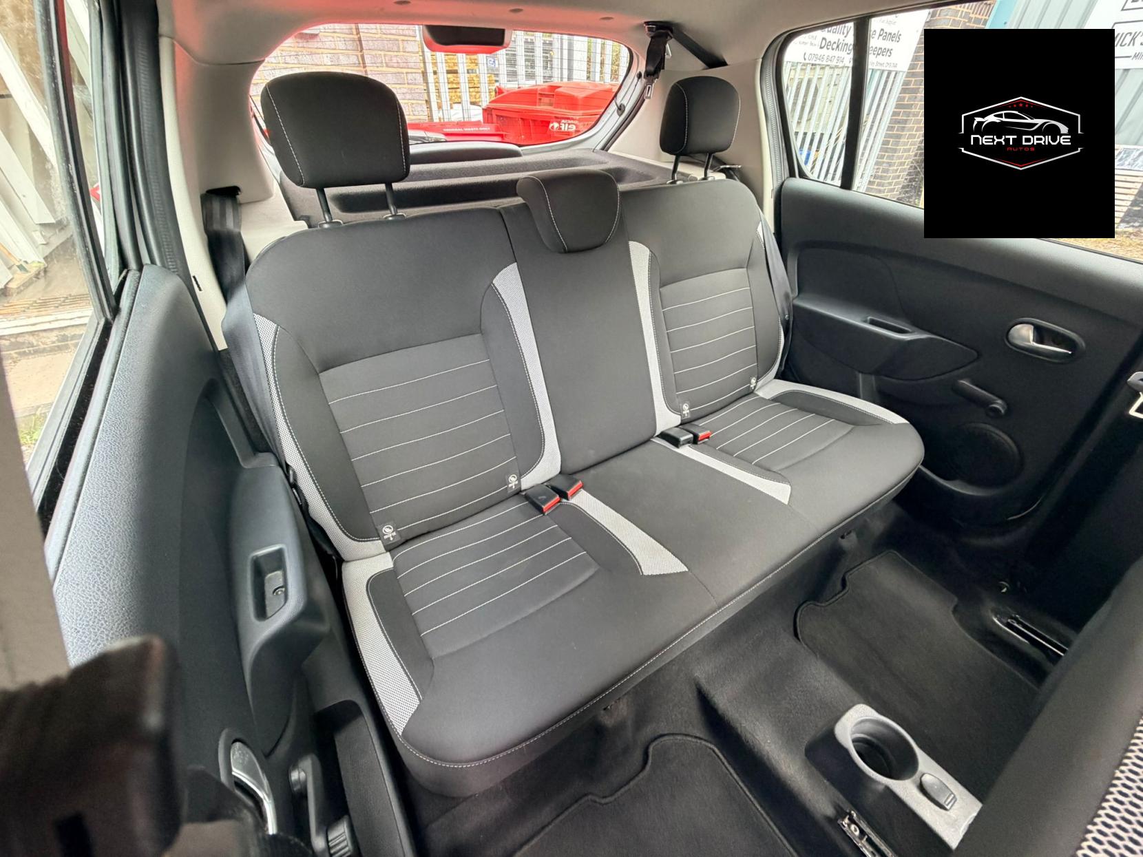 Dacia Sandero Stepway 0.9 TCe Ambiance Hatchback 5dr Petrol Manual Euro 6 (s/s) (90 ps)