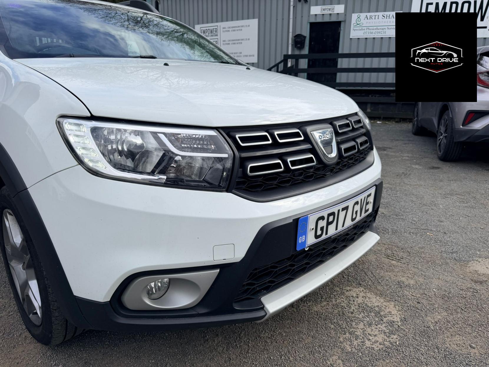 Dacia Sandero Stepway 0.9 TCe Ambiance Hatchback 5dr Petrol Manual Euro 6 (s/s) (90 ps)