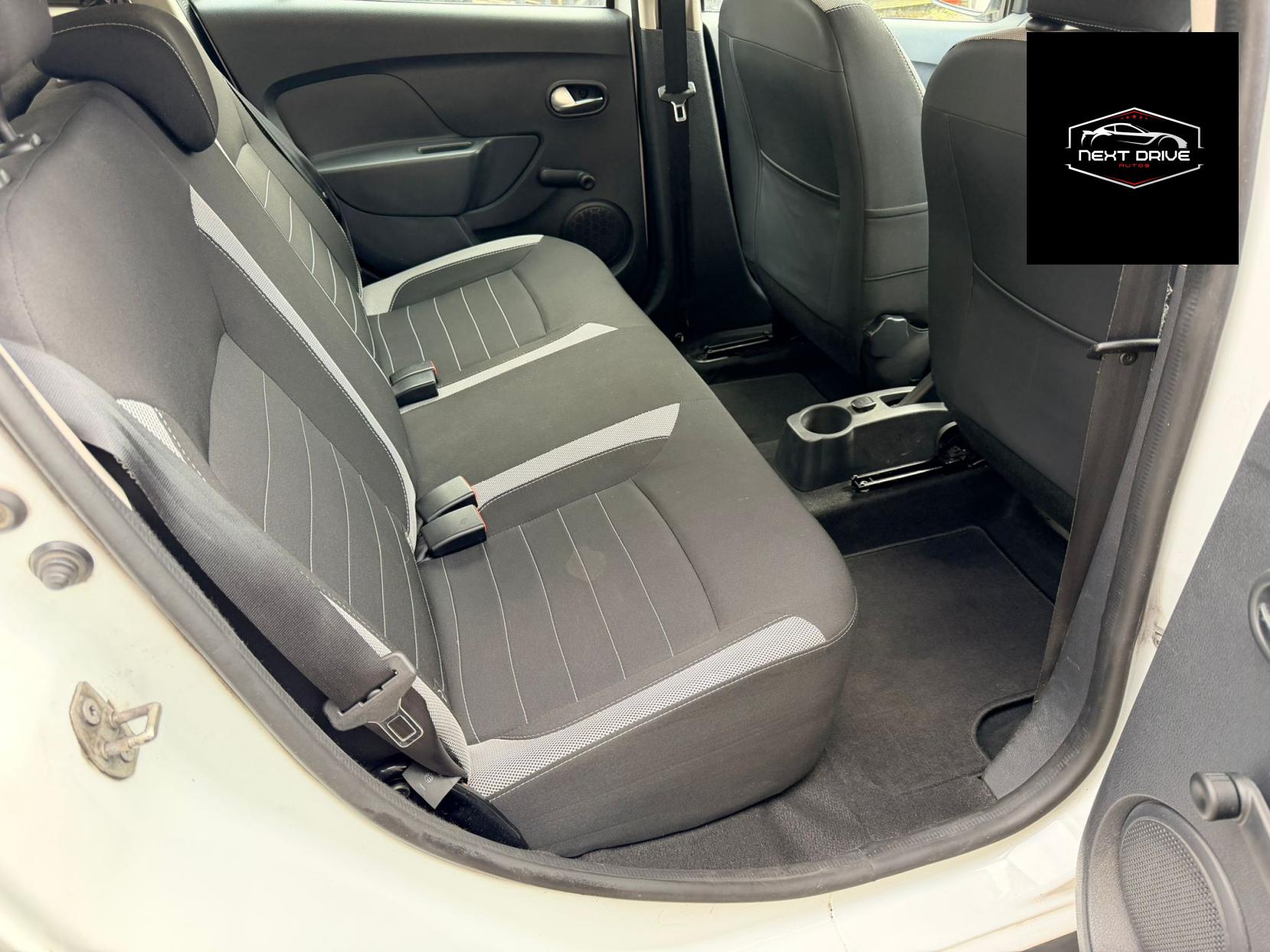 Dacia Sandero Stepway 0.9 TCe Ambiance Hatchback 5dr Petrol Manual Euro 6 (s/s) (90 ps)