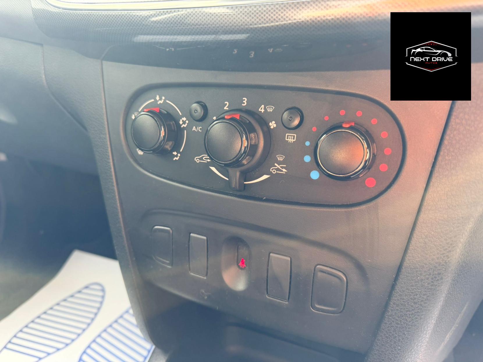 Dacia Sandero Stepway 0.9 TCe Ambiance Hatchback 5dr Petrol Manual Euro 6 (s/s) (90 ps)