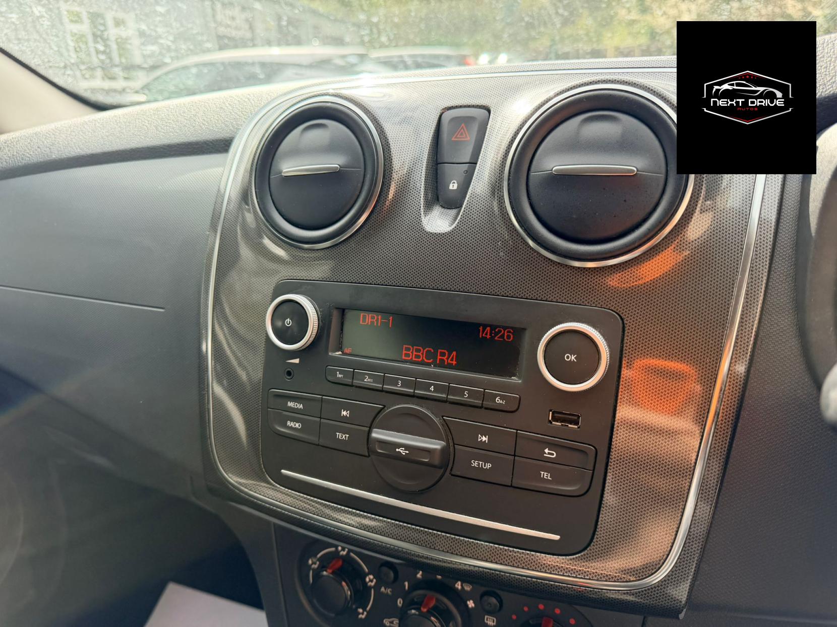 Dacia Sandero Stepway 0.9 TCe Ambiance Hatchback 5dr Petrol Manual Euro 6 (s/s) (90 ps)