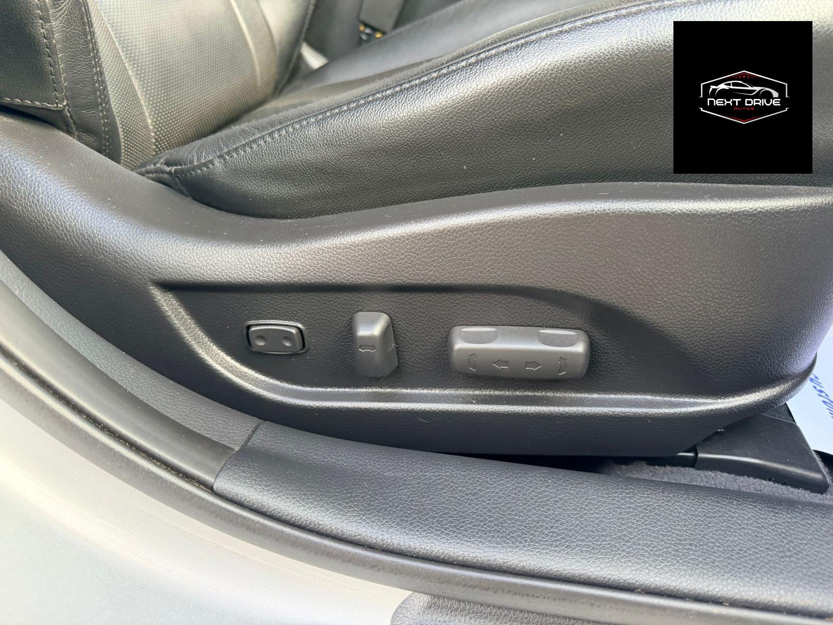 Hyundai i40 1.7 CRDi Blue Drive Premium Estate 5dr Diesel Manual Euro 5 (s/s) (136 ps)