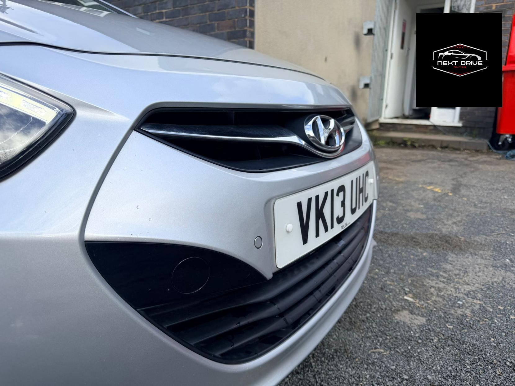 Hyundai i40 1.7 CRDi Blue Drive Premium Estate 5dr Diesel Manual Euro 5 (s/s) (136 ps)