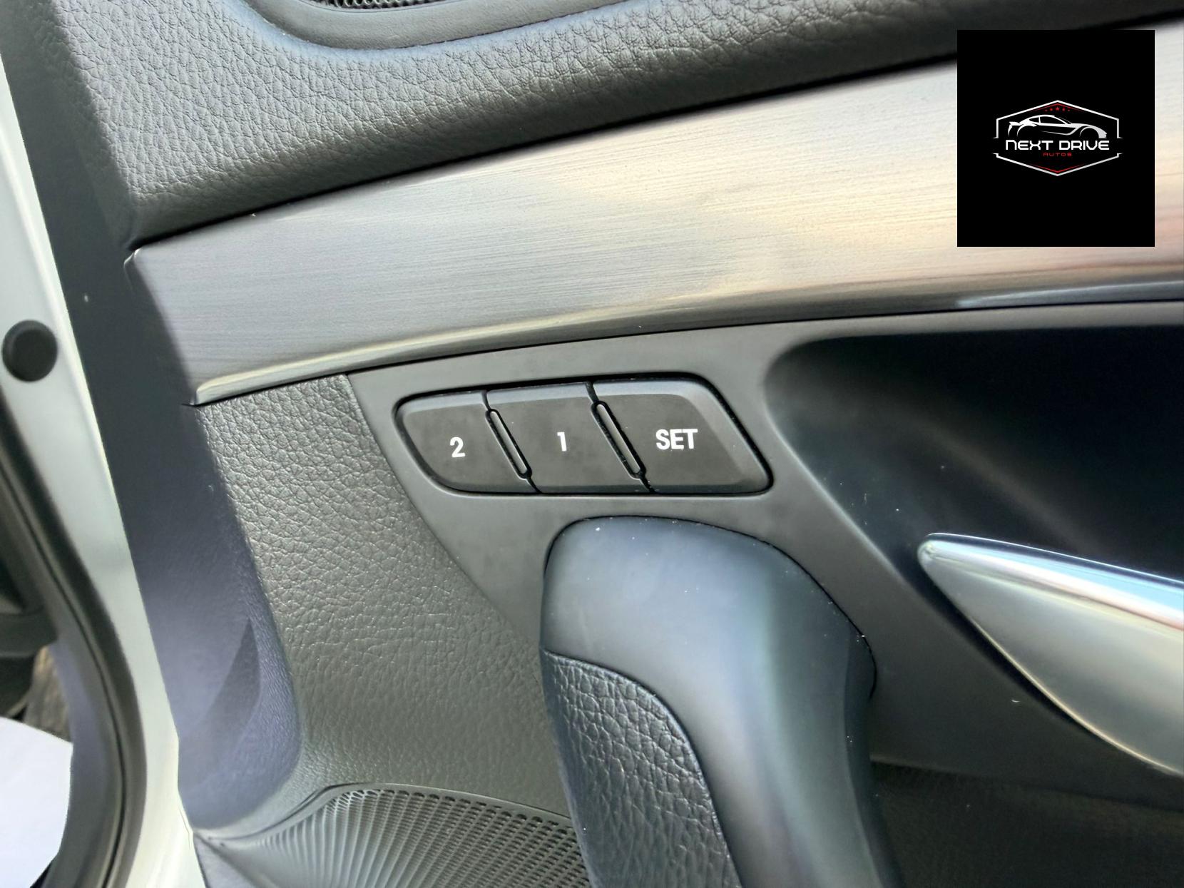 Hyundai i40 1.7 CRDi Blue Drive Premium Estate 5dr Diesel Manual Euro 5 (s/s) (136 ps)