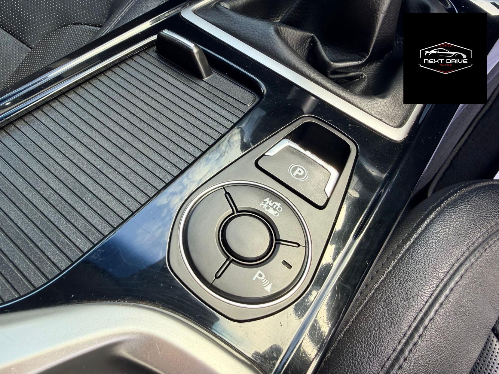 Hyundai i40 1.7 CRDi Blue Drive Premium Estate 5dr Diesel Manual Euro 5 (s/s) (136 ps)