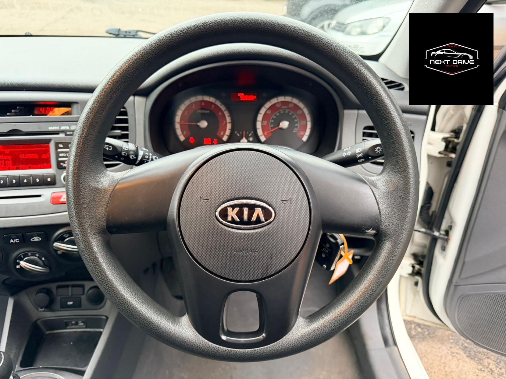 Kia Rio 1.4 Domino Hatchback 5dr Petrol Manual (139 g/km, 95 bhp)