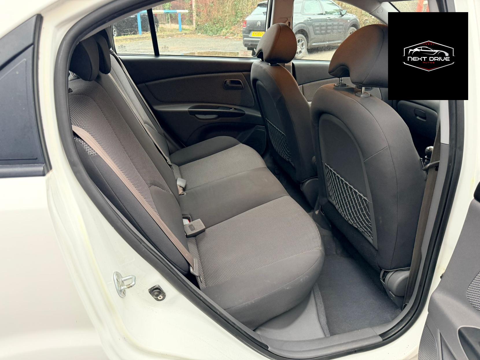 Kia Rio 1.4 Domino Hatchback 5dr Petrol Manual (139 g/km, 95 bhp)