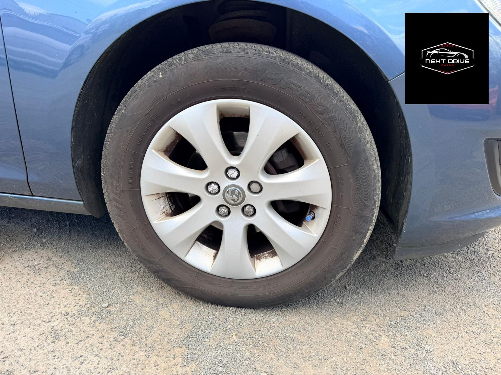 Vauxhall Astra 1.6i Design Hatchback 5dr Petrol Manual Euro 6 (115 ps)