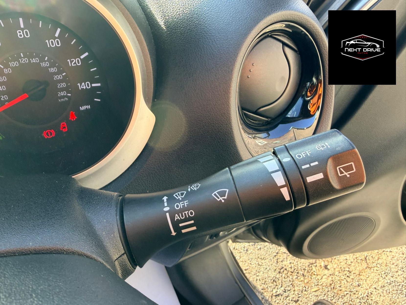 Nissan Juke 1.5 dCi 8v Tekna SUV 5dr Diesel Manual Euro 5 (s/s) (110 ps)