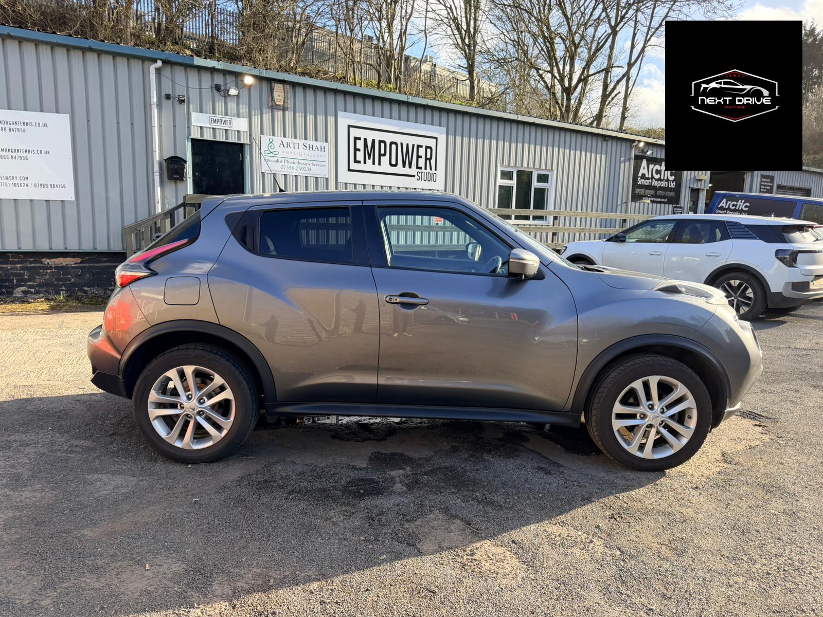Nissan Juke 1.5 dCi 8v Tekna SUV 5dr Diesel Manual Euro 5 (s/s) (110 ps)