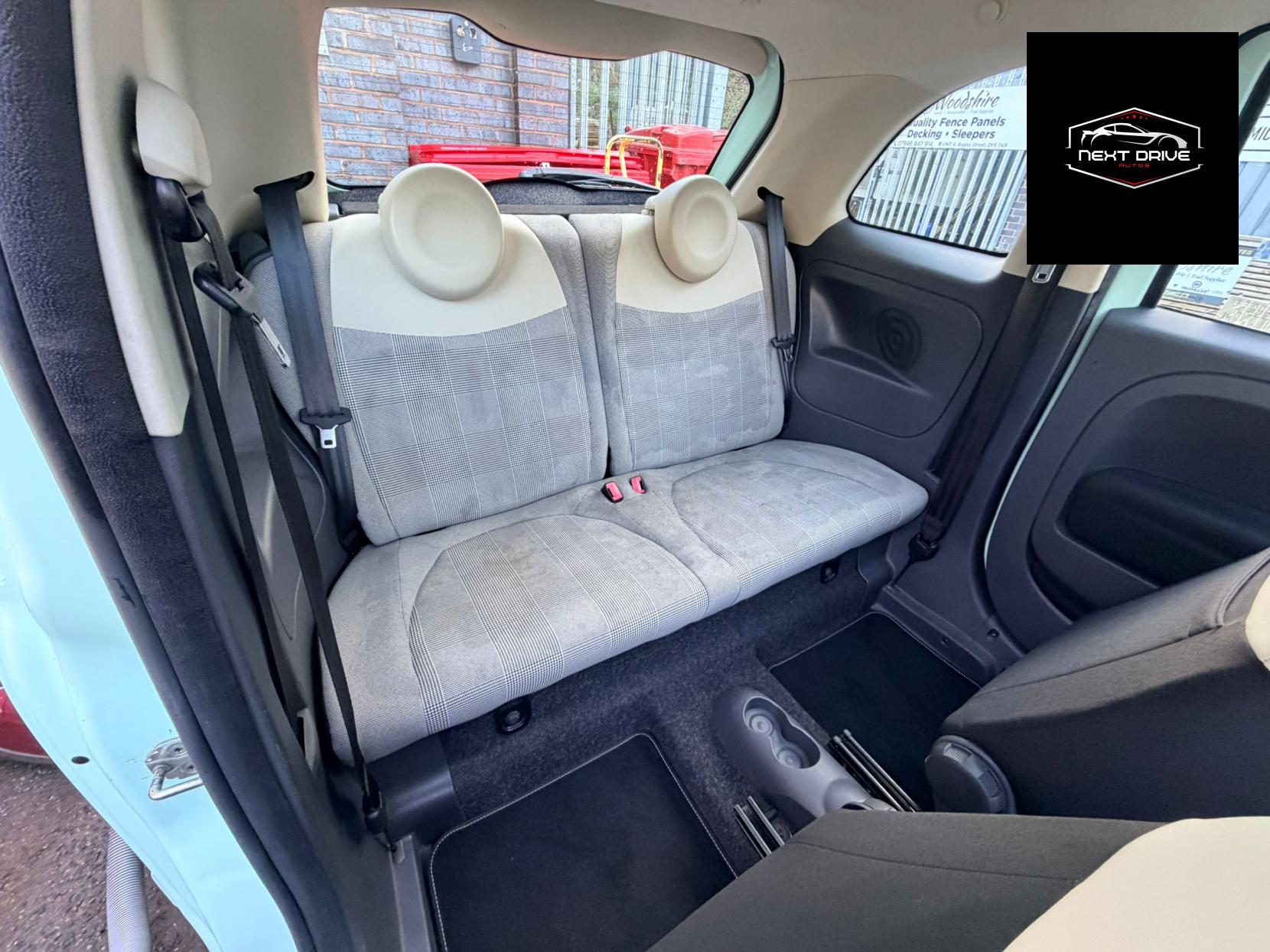 Fiat 500 1.2 Lounge Hatchback 3dr Petrol Dualogic Euro 6 (s/s) (69 bhp)