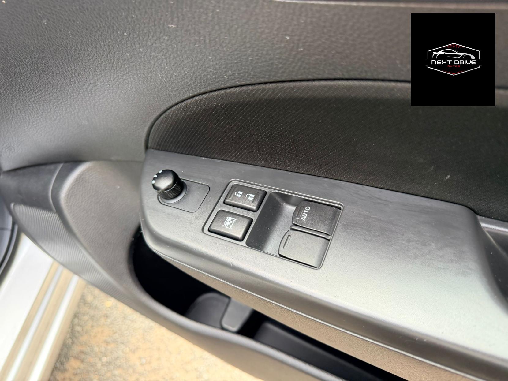 Suzuki Swift 1.2 SZ3 Hatchback 5dr Petrol Manual Euro 5 (94 ps)