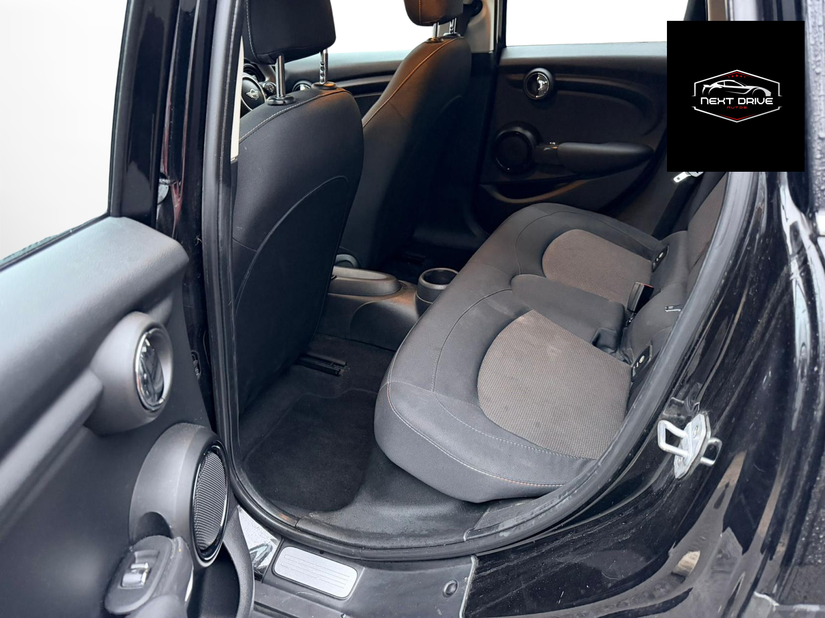 MINI Hatch 1.5 Cooper D Hatchback 5dr Diesel Manual Euro 6 (s/s) (116 ps)