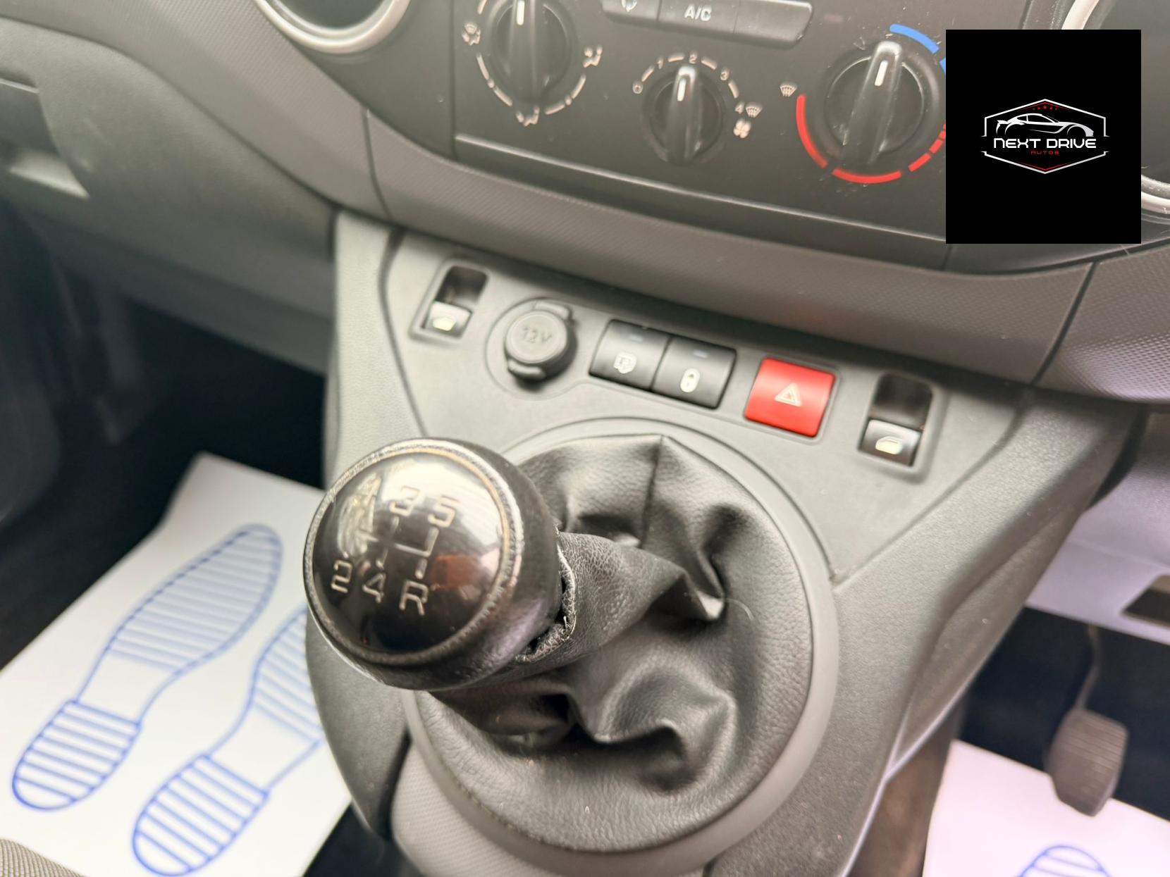 Peugeot Partner 1.6 BlueHDi 854 Professional Panel Van 5dr Diesel Manual L1 (112 g/km, 97.64 bhp)