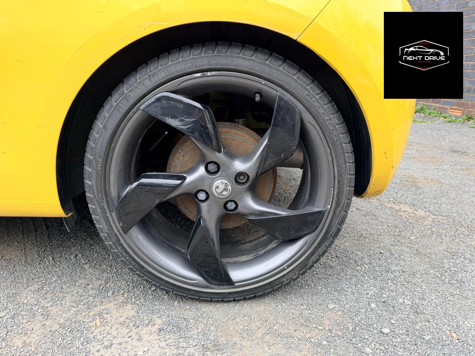 Vauxhall ADAM 1.4 16v SLAM Hatchback 3dr Petrol Manual Euro 5 (100 ps)