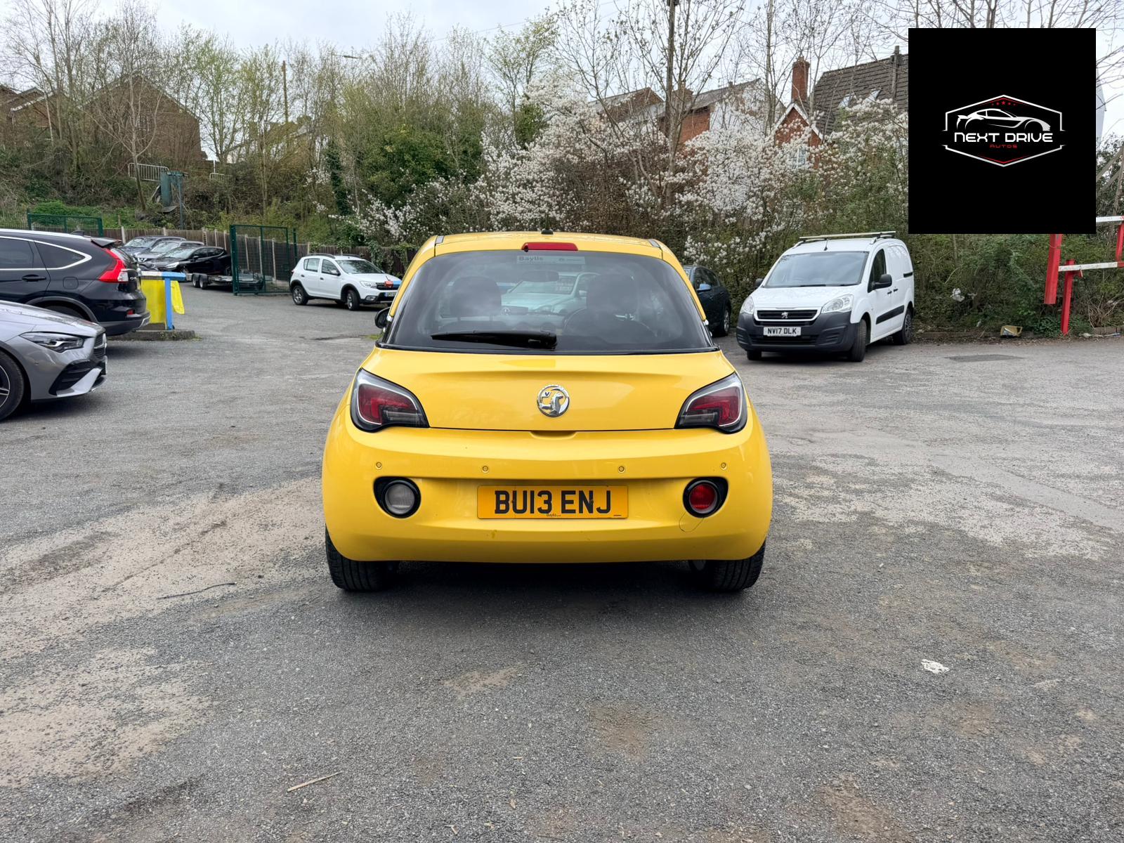 Vauxhall ADAM 1.4 16v SLAM Hatchback 3dr Petrol Manual Euro 5 (100 ps)