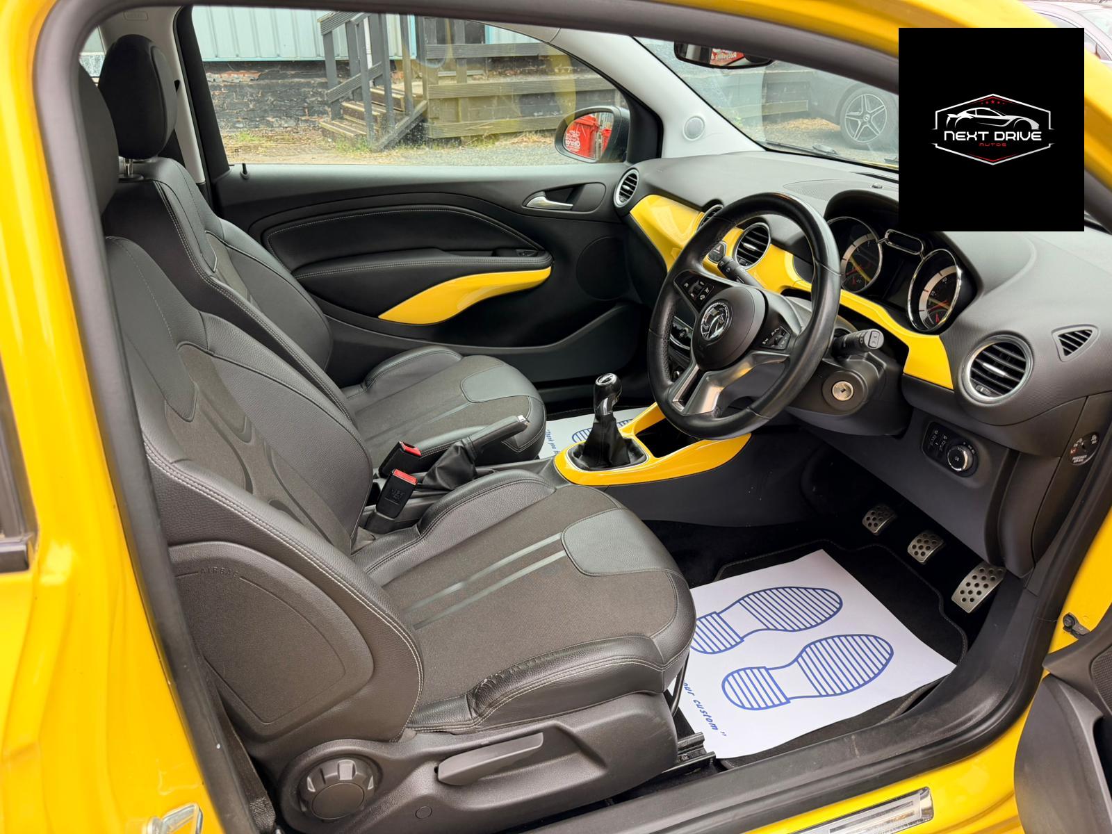 Vauxhall ADAM 1.4 16v SLAM Hatchback 3dr Petrol Manual Euro 5 (100 ps)