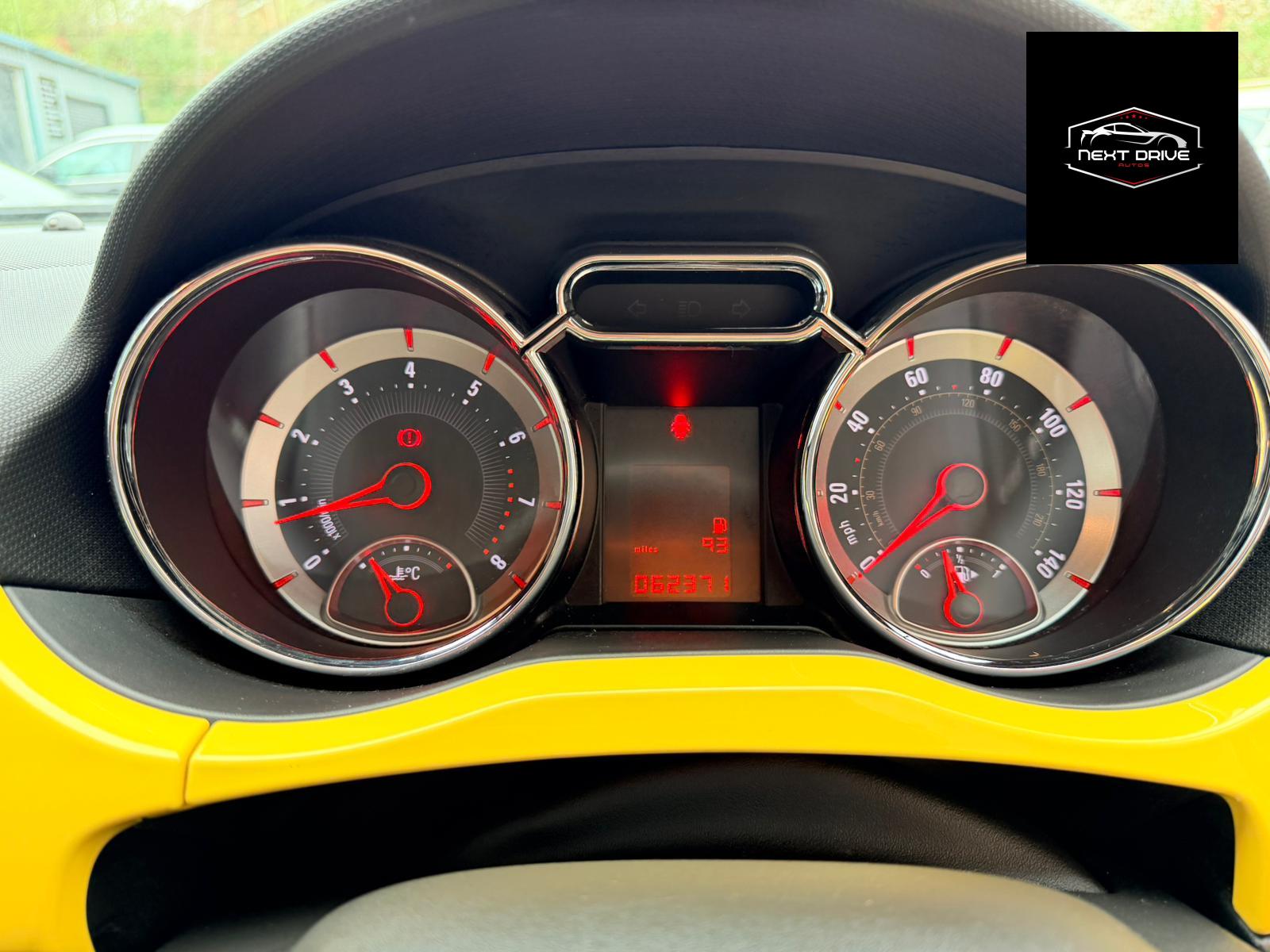 Vauxhall ADAM 1.4 16v SLAM Hatchback 3dr Petrol Manual Euro 5 (100 ps)