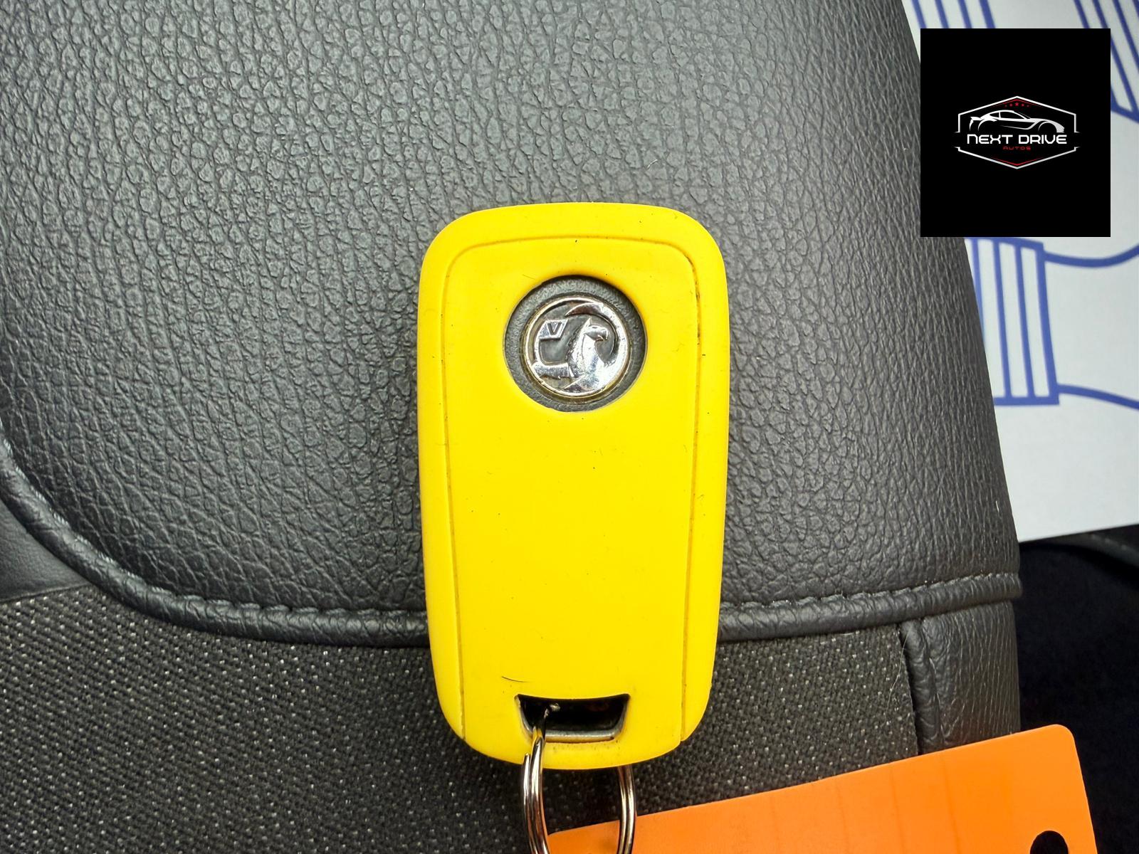 Vauxhall ADAM 1.4 16v SLAM Hatchback 3dr Petrol Manual Euro 5 (100 ps)