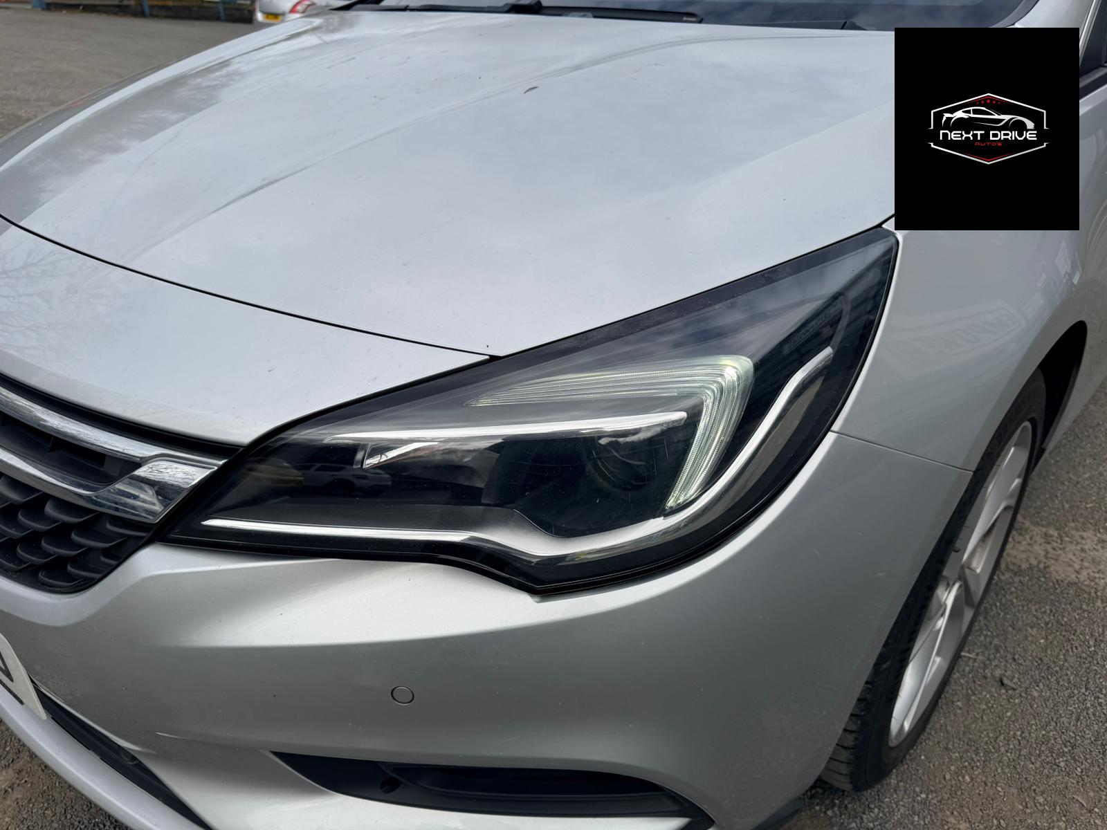 Vauxhall Astra 1.0i Turbo ecoFLEX SRi Nav Hatchback 5dr Petrol Manual Euro 6 (s/s) (105 ps)