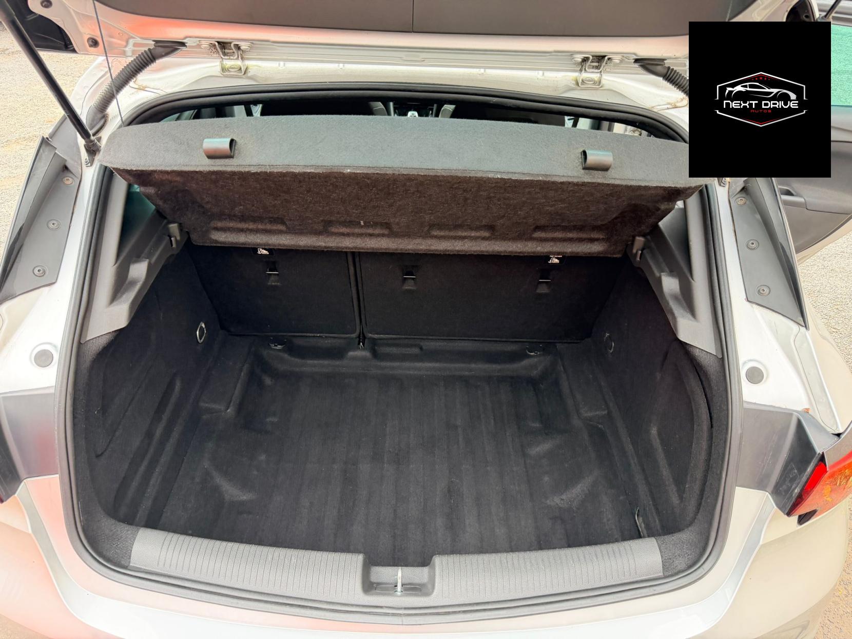 Vauxhall Astra 1.0i Turbo ecoFLEX SRi Nav Hatchback 5dr Petrol Manual Euro 6 (s/s) (105 ps)