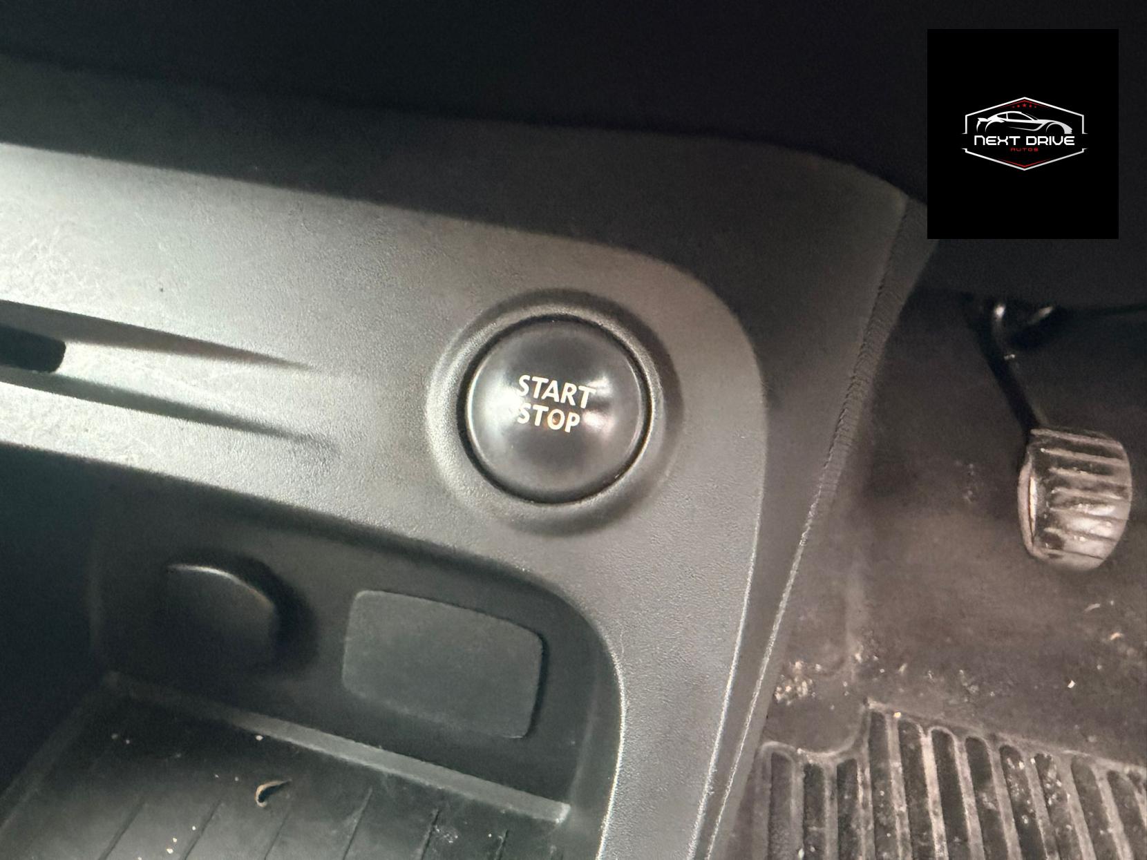 Renault Captur 1.5 dCi ENERGY Dynamique S MediaNav SUV 5dr Diesel Manual Euro 5 (s/s) (90 ps)