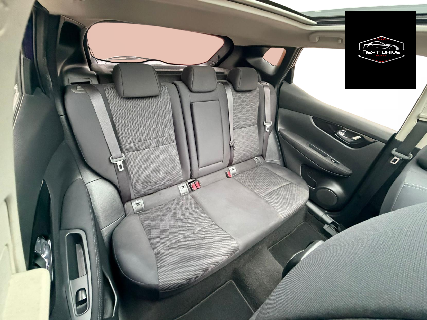 Nissan Qashqai 1.5 dCi n-tec+ SUV 5dr Diesel Manual 2WD Euro 5 (s/s) (110 ps)