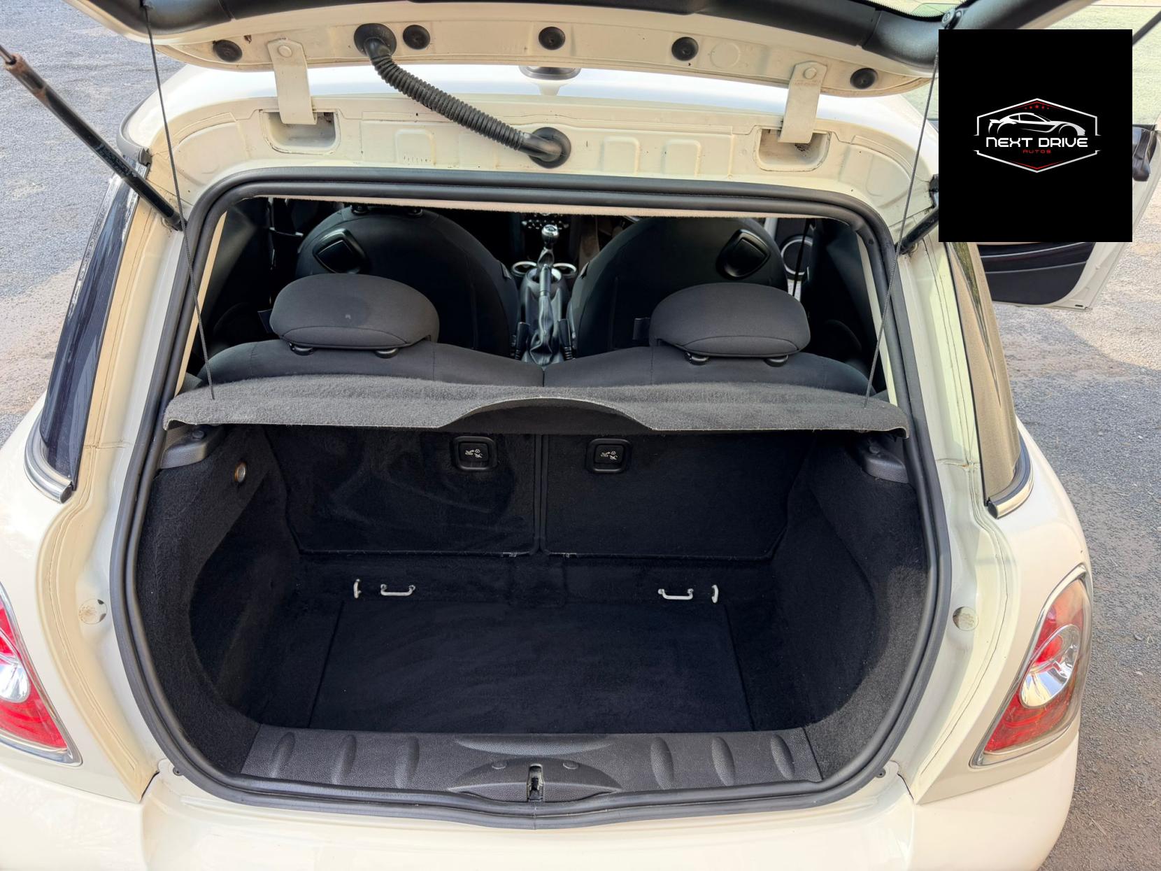 MINI Hatch 1.6 One Baker Street Hatchback 3dr Petrol Manual Euro 5 (98 ps)