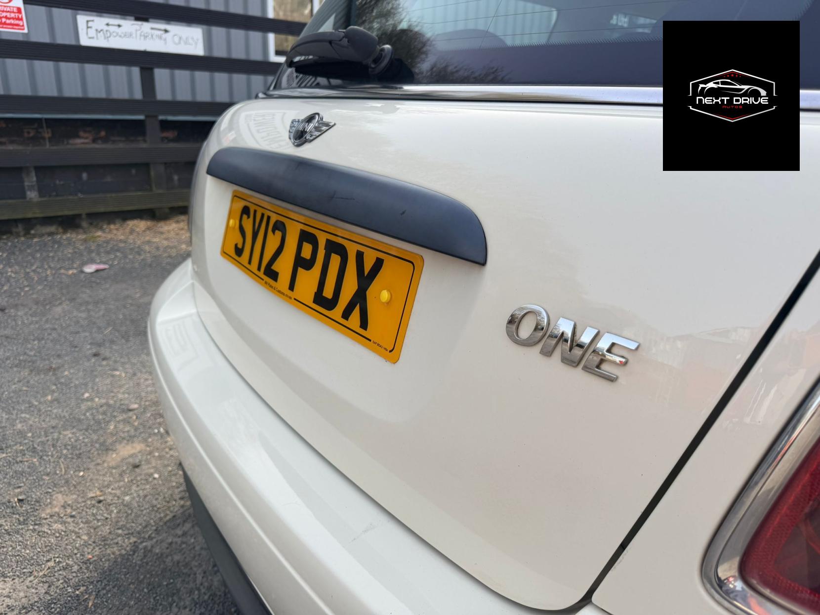 MINI Hatch 1.6 One Baker Street Hatchback 3dr Petrol Manual Euro 5 (98 ps)