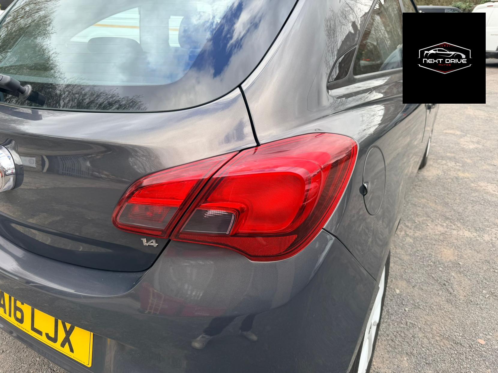 Vauxhall Corsa 1.4i ecoFLEX Sting Hatchback 3dr Petrol Manual Euro 6 (75 ps)