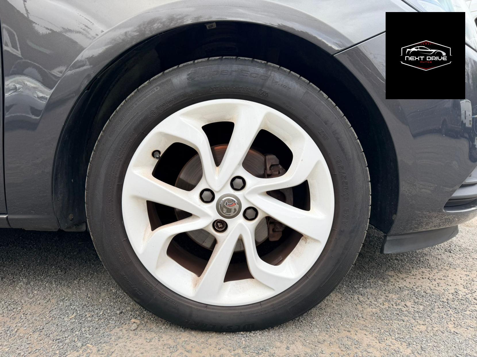 Vauxhall Corsa 1.4i ecoFLEX Sting Hatchback 3dr Petrol Manual Euro 6 (75 ps)